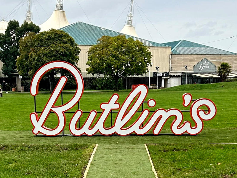 Giant Letters