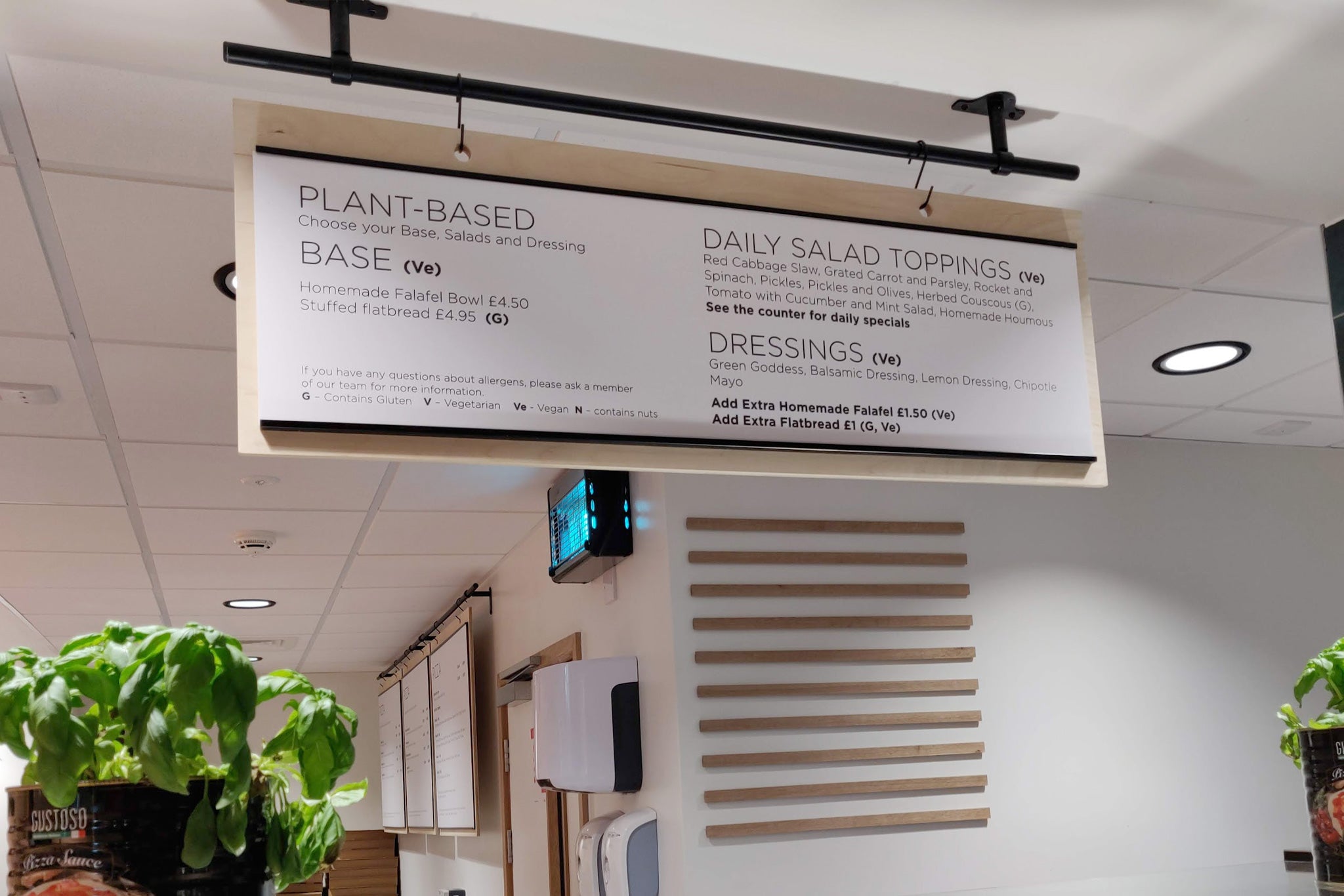 Hanging Rail Menu