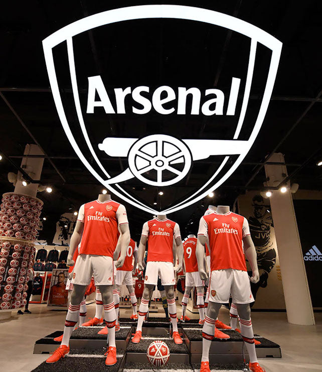 Arsenal Sign