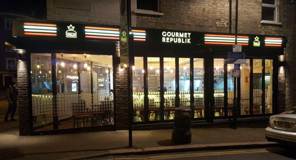 Restaurant Fascia