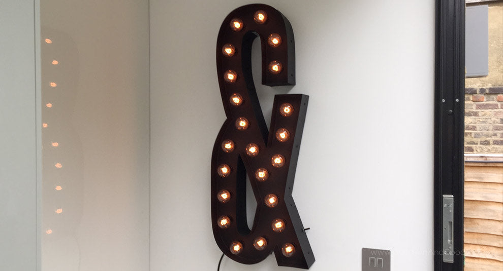 vintage ampersand